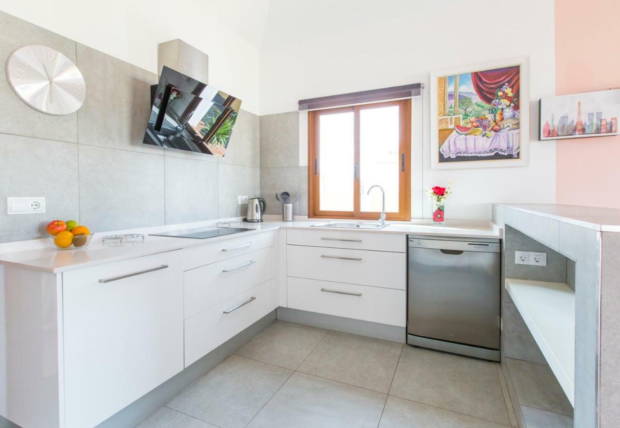 Villa Bella Lucia 3. Piscina Climatizada, Wifi, Bbq. كوراليهو المظهر الخارجي الصورة