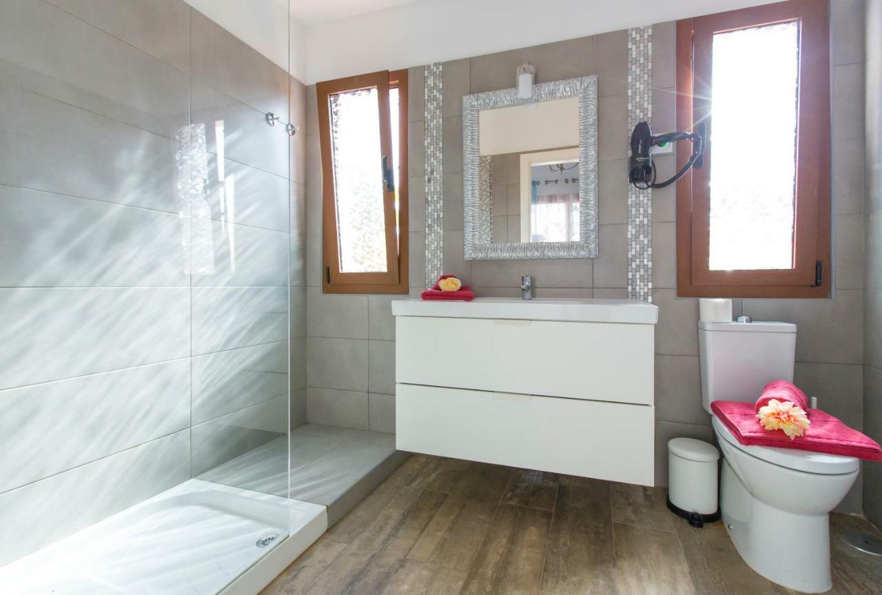 Villa Bella Lucia 3. Piscina Climatizada, Wifi, Bbq. كوراليهو المظهر الخارجي الصورة