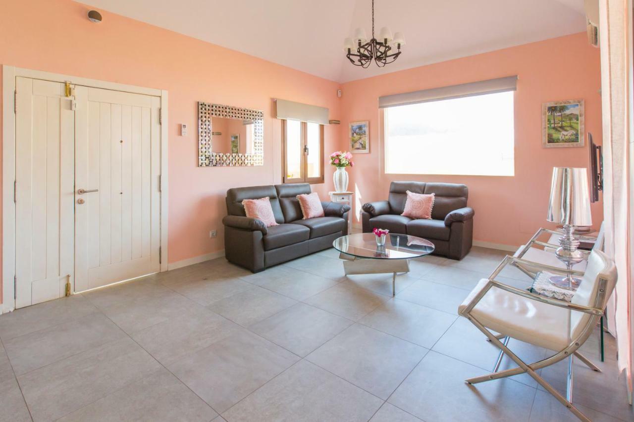 Villa Bella Lucia 3. Piscina Climatizada, Wifi, Bbq. كوراليهو المظهر الخارجي الصورة